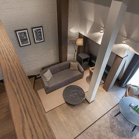 Ilonn Boutique Limanowskiego 4*