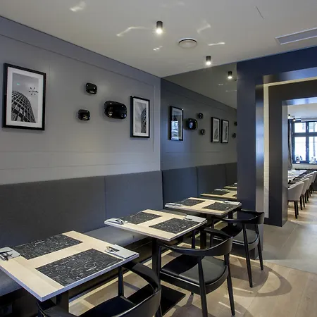 Ilonn Boutique Limanowskiego 4*