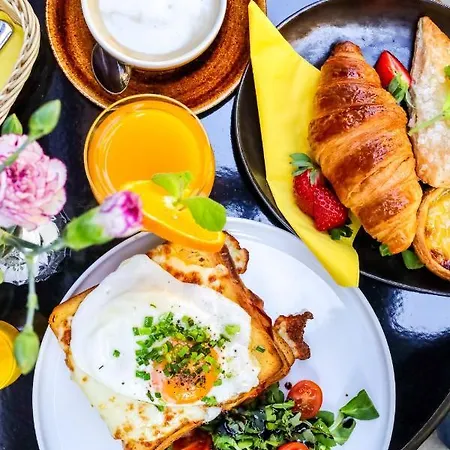 Ilonn Boutique Limanowskiego Отель 4*