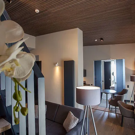 Отель Ilonn Boutique Limanowskiego 4*