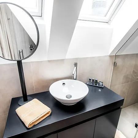 Ilonn Boutique Limanowskiego ホテル