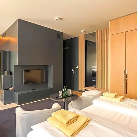 Ilonn Boutique Limanowskiego فندق بوزنان