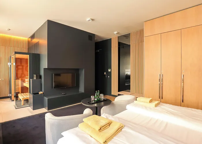 Otel Ilonn Boutique Limanowskiego Poznan