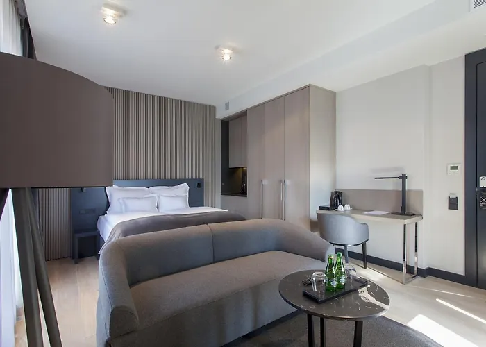 Ilonn Boutique Limanowskiego 4* Poznan